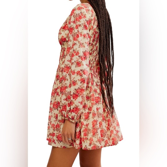 Free People Keep You Mini Dress Size Large Floral V-Neck NWT (Missing Button) - Picture 4 of 7